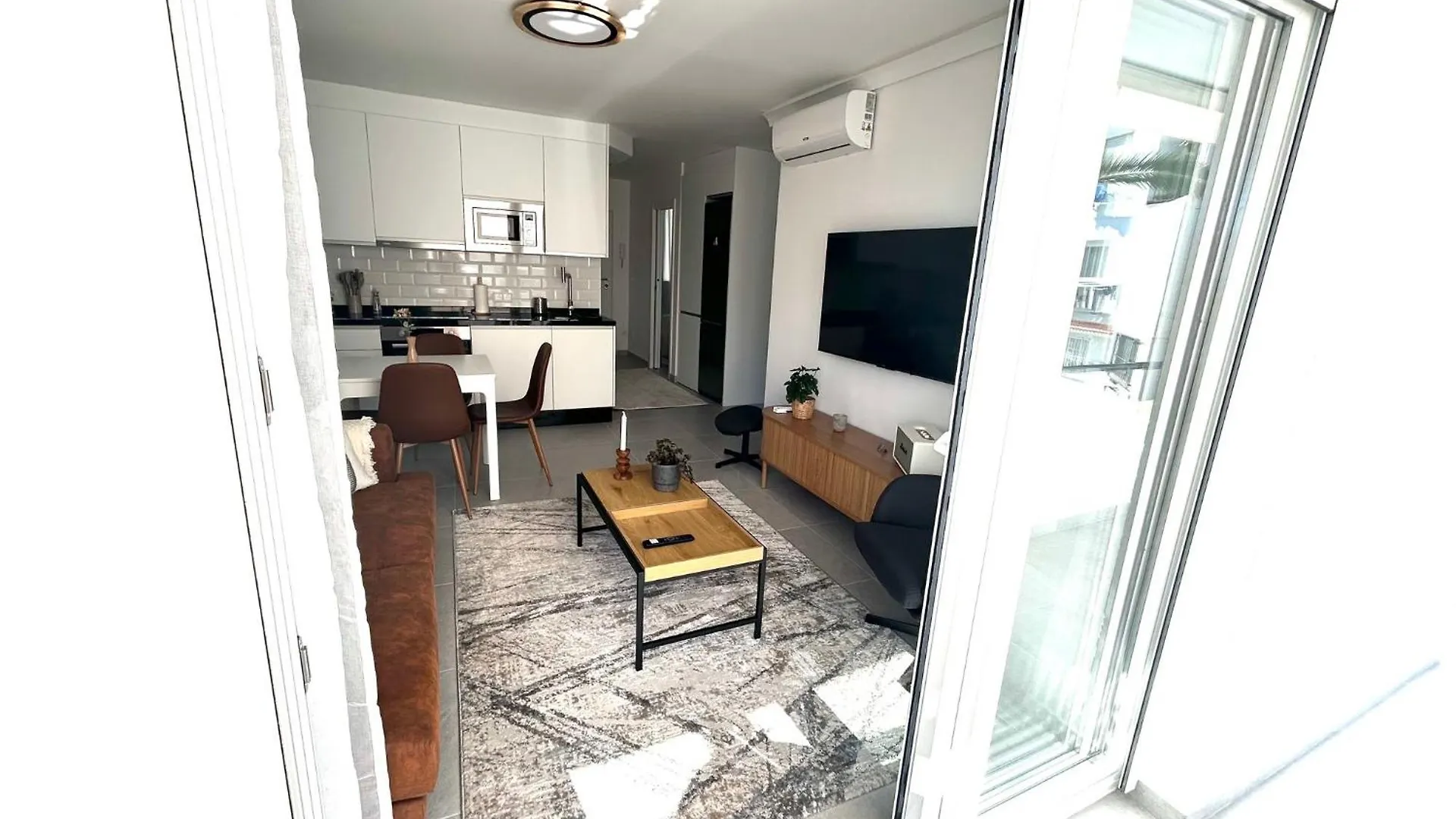 Apartment Apartamento Nelu En Zona Parador Nerja Spain